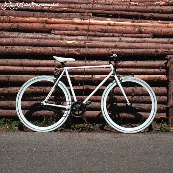 bicicletta olmo con motore a scoppio anni 40